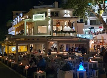 greece/skiathos/bar/ginfish-cocktail-bar