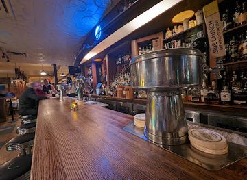 canada/yukon/bar/allen-s