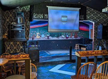 virginia/blue-ridge-parkway/bar/the-appalachian-station-at-19e