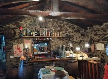 portugal/serra-da-lousa/bar/ti-lena