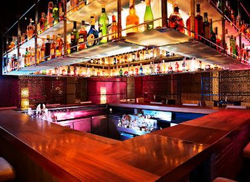 india/mumbai/colaba/bar/wink