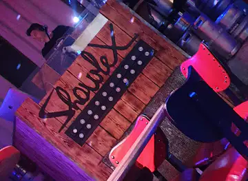 Le Showlex Bar