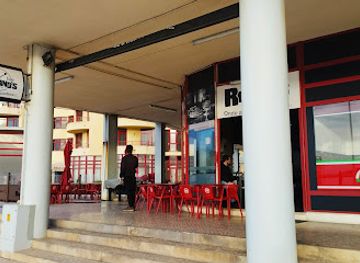 portugal/nazare/bar/roland-s-bar