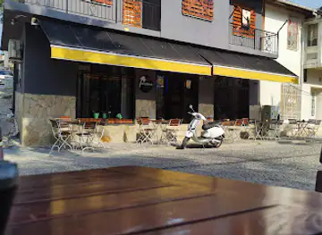 Nazdrave Cocktail Bar
