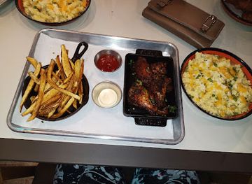 antigua-and-barbuda/codrington/bar/skyy-bar-beer-garden-lounge