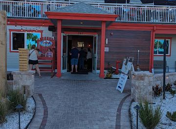 florida/st-augustine-beach/bar/crabby-s-beachside