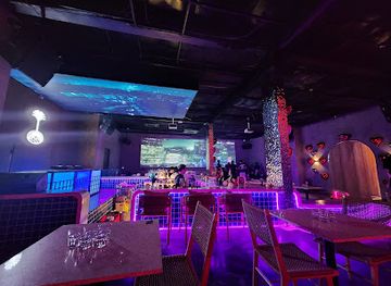 vietnam/vung-tau/front-beach/bar/oasix