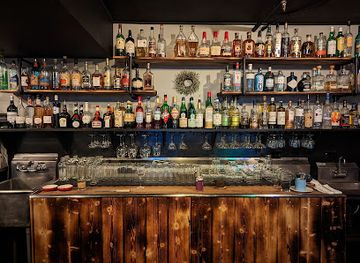 idaho/boise/east-end/bar/suite-104