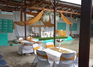 sierra-leone/york-island/bar/franje-entertainment-complex