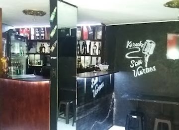 ecuador/cotopaxi-region/bar/karaoke-san-viernes