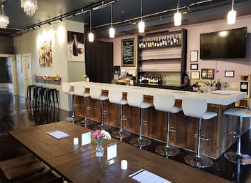 tennessee/knoxville/bar/the-double-s-wine-bar