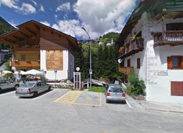 italy/dolomites/bar/bar-genziana