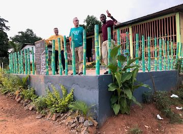 cameroon/mefou-national-park/bar/piano-bar