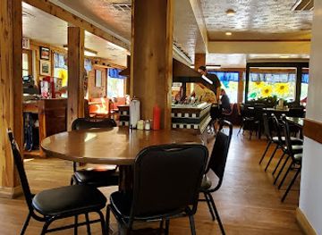 arkansas/arkansas-highland/bar/carol-s-lakeview-restaurant