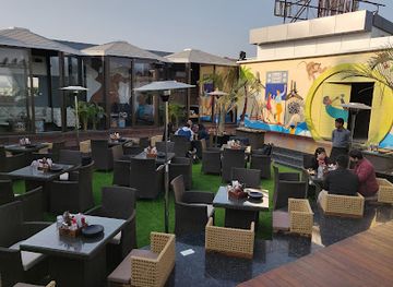 india/agra/sikandra/bar/fakira-club-best-rooftop-cafe-in-agra-best-rooftop-lounge-in-agra-best-rooftop-bar-in-agra