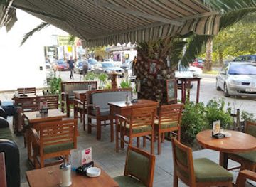 montenegro/ulcinj/bar/evergreen-pub