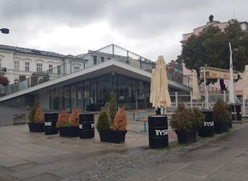 poland/radom/bar/na-fontannach