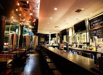 virginia/arlington/bar/the-board-room-va