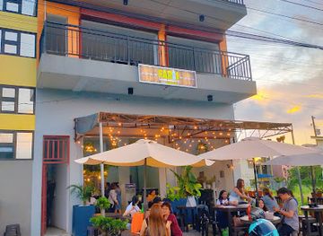 philippines/legazpi/embarcadero-de-legazpi/bar/macam-s-restobar