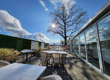 sweden/stockholm/djurgarden/bar/josefina