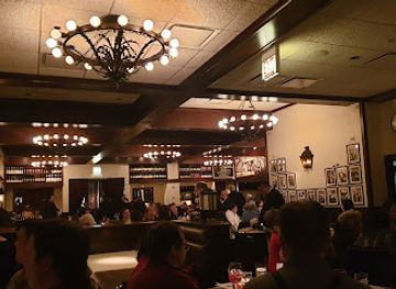 alaska/north-slope/bar/joe-s-seafood-prime-steak-stone-crab