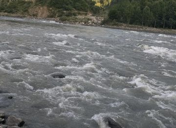pakistan/neelum-valley/bar/the-cafe-muzaffarabad