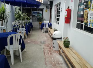peru/ancash/bar/patio-bar