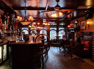 netherlands/friesland/bar/de-dikke-van-dale