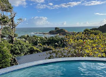 dominica/calibishie-beach/bar/escape-resort