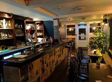 united-kingdom/bristol/bar/to-the-moon