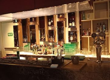 india/chennai/bar/the-cheroot-malt-and-cigar-lounge-restaurants-in-chennai