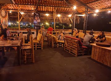 ecuador/northeast-oriente/bar/curassow