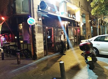 israel/jerusalem/bar/fishnzon-bar