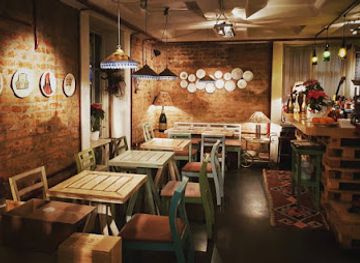 albania/tirana/bar/bufe-wine-bar