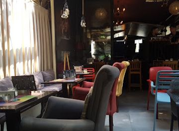 kosovo/has/bar/strip-depo