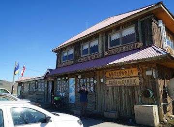 chile/torres-del-paine-national-park/bar/el-ovejero