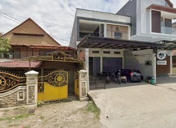 indonesia/west-sulawesi/bar/arua-billiard-bar