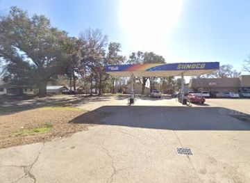 louisiana/false-river/bar/red-monkey-bar