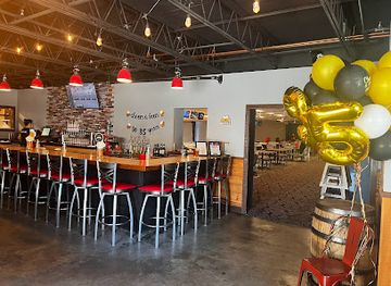 massachusetts/cape-ann/bar/cape-ann-lanes-laneside-pub-brewery