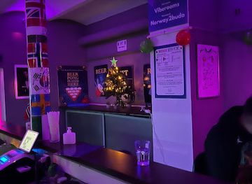hungary/csallokoz/bar/vibe-rooms
