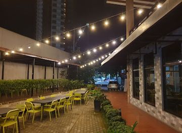 philippines/northern-mindanao/bar/the-oak-room
