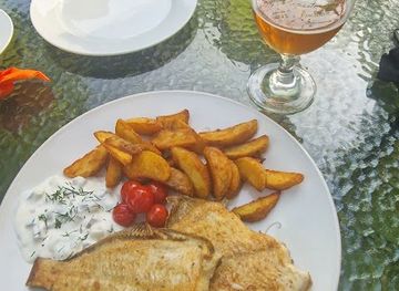 estonia/panga-cliff/bar/kostrimaja