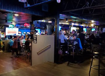 delaware/delaware-seashore-state-park/bar/the-hideout-arcade-bar-grille