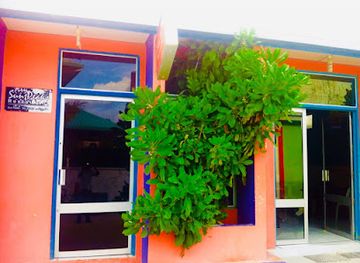 maldives/thinadhoo-island/bar/sunpeaks-restaurant