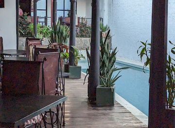 nicaragua/granada-plains/bar/coco-s-restaurante-piscina