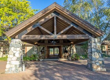 washington/the-methow-valley/bar/casia-lodge-and-ranch