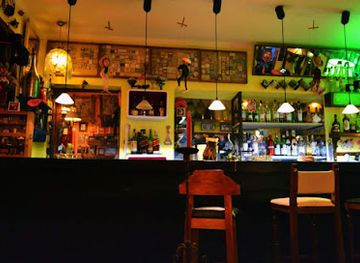 bolivia/yungas-road/bar/la-costilla-de-adan