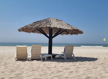 oman/salalah-coastal-plain/bar/ocean-blue-beach-house