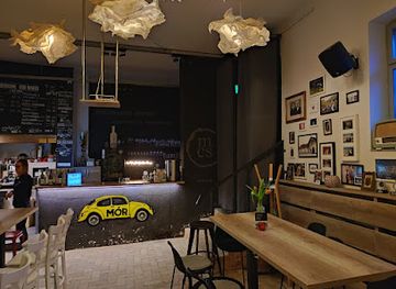 hungary/vertes-mountains/bar/mikloscsabi-becsuletkocsmaja