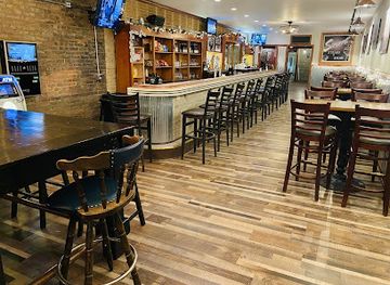 illinois/mississippi-palisades-state-park/bar/mount-carroll-pub